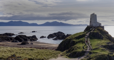 Llanddwyn Island.jpg